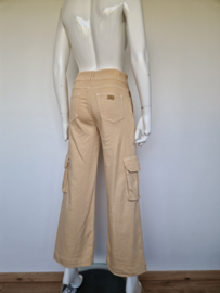 Nenette Milano cargo broek. Maat 36/38. Beige.
