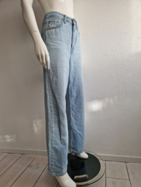 Levi's High waist Loose fit jeans. Maat 28, Lichtblauw.