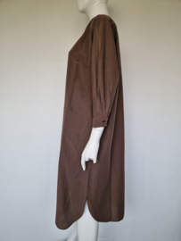 Humanoid linnen jurk. Maat S/M. Bruin