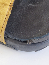 Wolky leren sandalen. Maat 41. Mosterdgeel.