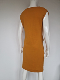 Kiomi jurk. Maat 40, Oranje.