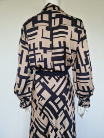 Marc Aurel set (blouse & midi rok). Grafische print. Maat 38