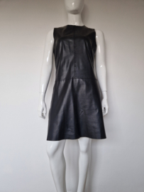 Marc O'Polo jurk. Maat 40, Zwart/lamsleer.