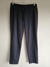 Cambio Kassia pantalon off black krijtstreep maat 40