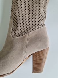 Marc Cain suède laarzen. Maat 37. Taupe.