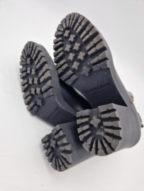 Burberry Chelsea Heeled Boots. Maat 37, Zwart