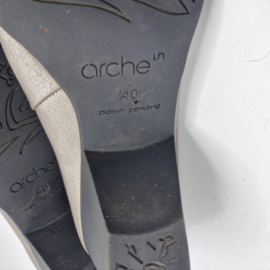 Arche enkellaarsjes. Maat 40, Zilver/leer.