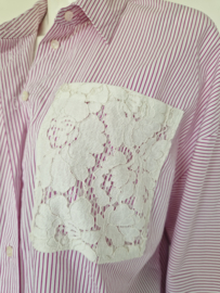 Madeleine blouse. Maat M. Roze/wit gestreept.