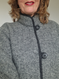Lillunn Design jasje. Maat L. Grijs/visgraat