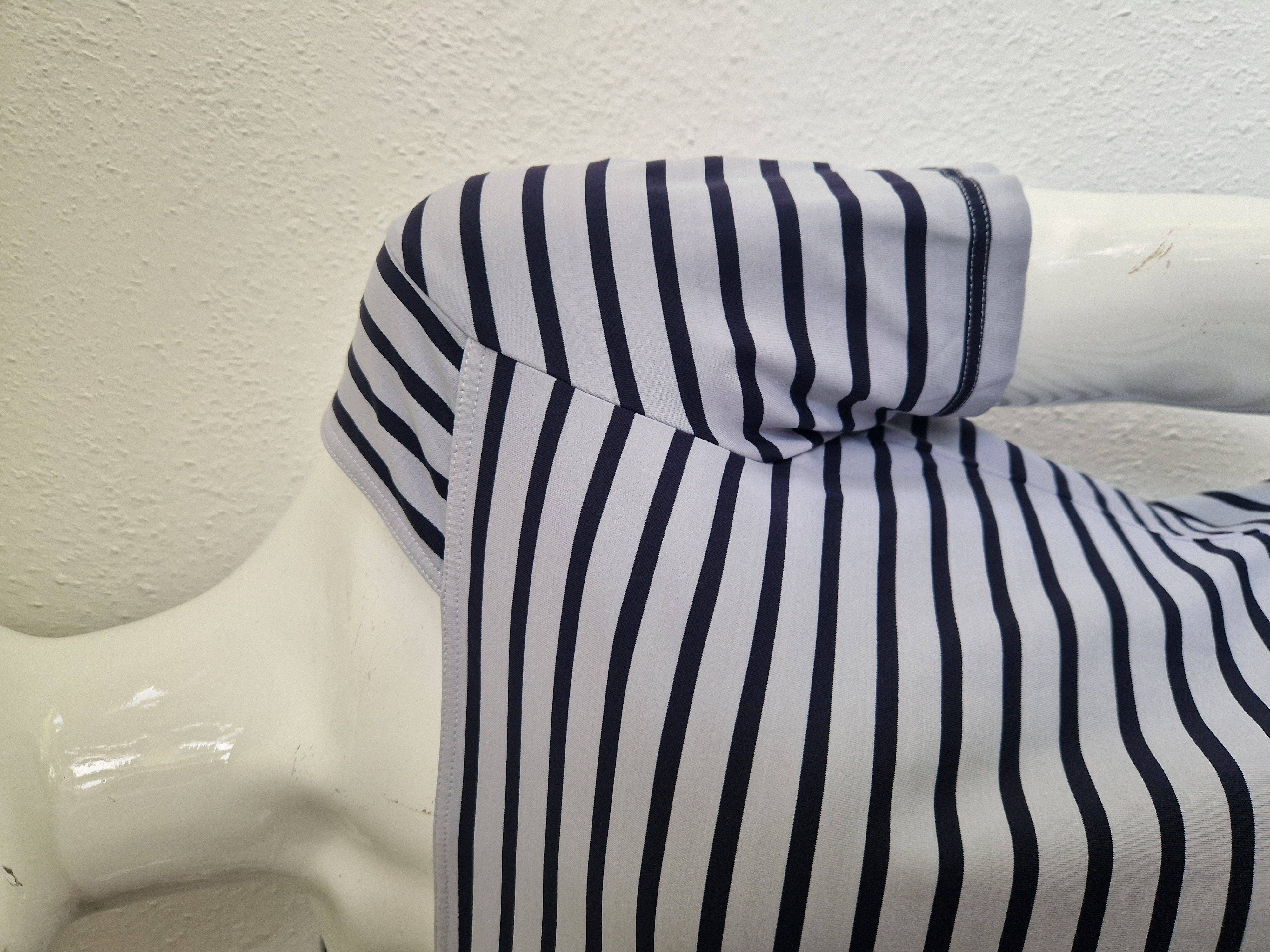 Saint James t-shirt Pleneuf Neige/navy. Maat 40/42