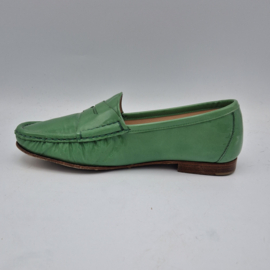 Pertini loafers. Maat 39. Mintgroen/lakleer.