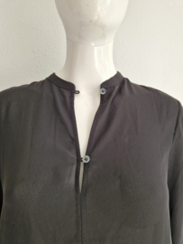 Filippa K. blouse. Maat 38, Zwart.