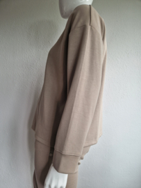 Milano Italy jogging pak. Maat 42. Beige/modal.