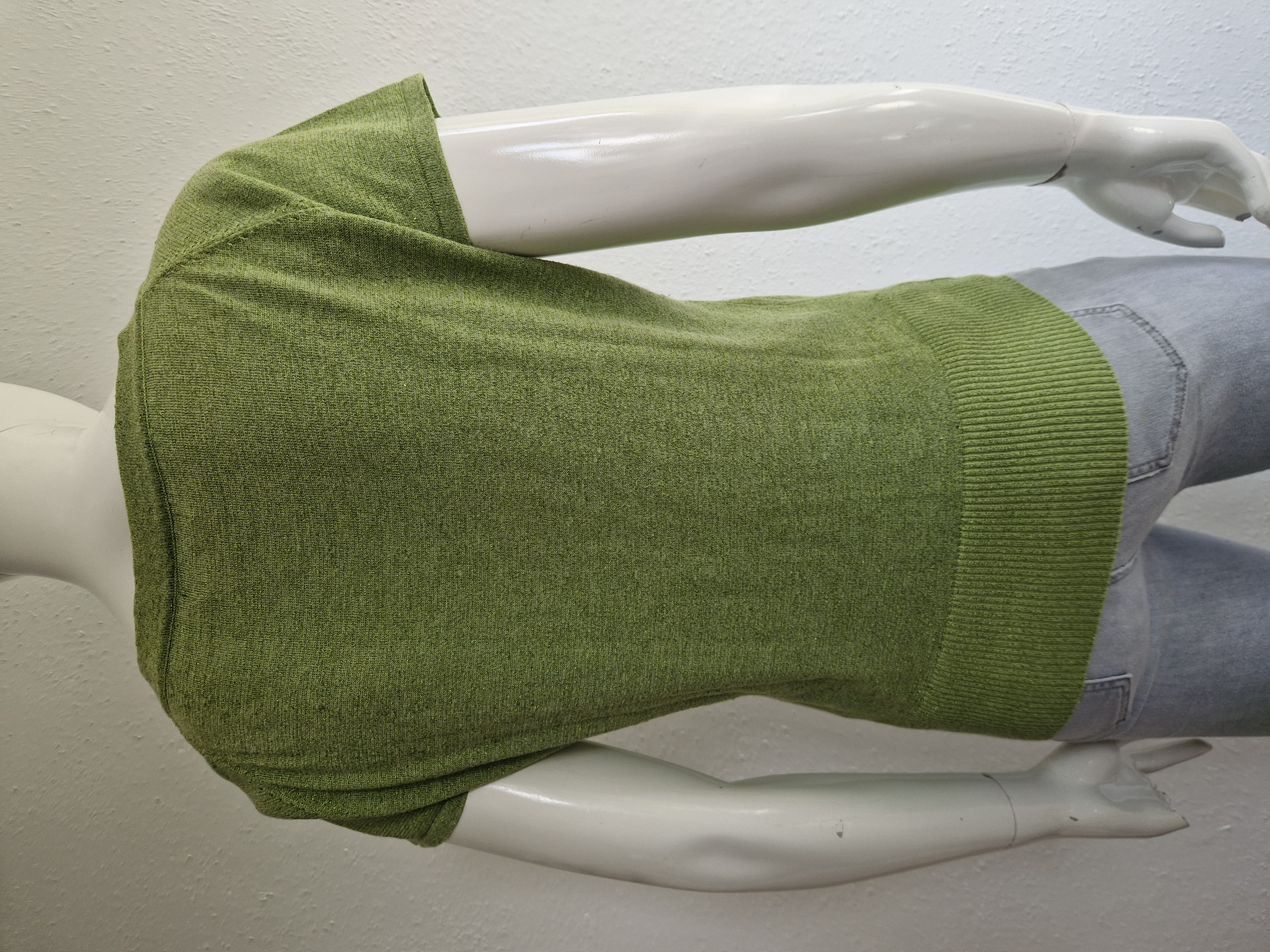 King Louie spencer met V-hals. Maat XL. Groen/lurex.