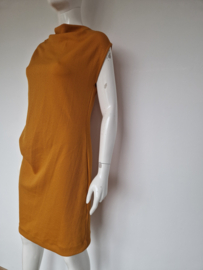 Kiomi jurk. Maat 40, Oranje.