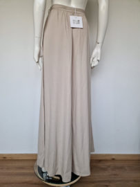 Vanilia Wide Leg Pant – Kit. Maat 40, Licht beige.