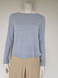 Repeat trui. Maat 38. Lichtblauw.