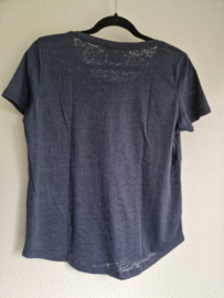 Catwalk Junkie t-shirt. Maat M. Blauw/tekst