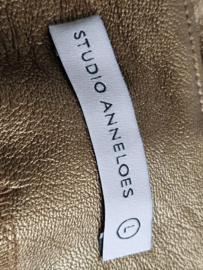 Studio Anneloes pantalon. Maat L. Goud/vegan leather.
