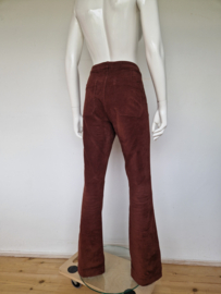 By-Bar Leila Velvet Twill pant. Mt. L. Bruin.