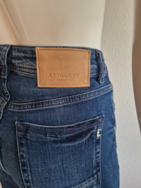 Etiquett Bootcut jeans Grace. Maat 28/34, Donkerblauw.