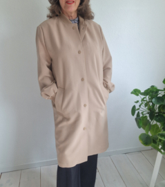 Beaumont mantel. Maat 42, Beige