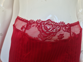 Valisère Lingerie satijnen rok met kant. Maat S. Rood
