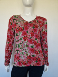 Cap Juluca  top.– New Story by Aldo Martins. Maat 40/42.