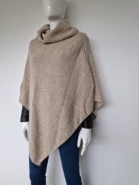 Poncho met col. Beige/goud/wol