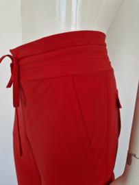 Studio Anneloes pantalon. Maat M. Rood/travelstof