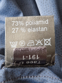 Japan TKY top. Maat M. Blauw