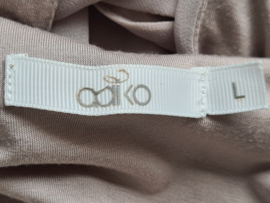 Aaiko top. Mt. L. Beige/Zijde.