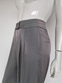 Aaiko Frederique Shine pantalon. Maat L. Groen.