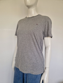Tommy Hilfiger Essential T-shirt. Maat M. Grijs
