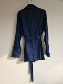 Goldgarn denim jas. Maat L. Blauw.
