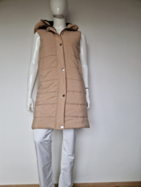 Boohoo lange bodywarmer. Maat L. Beige.