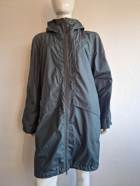 Filippa K. regenjas. Maat 46, Groen.