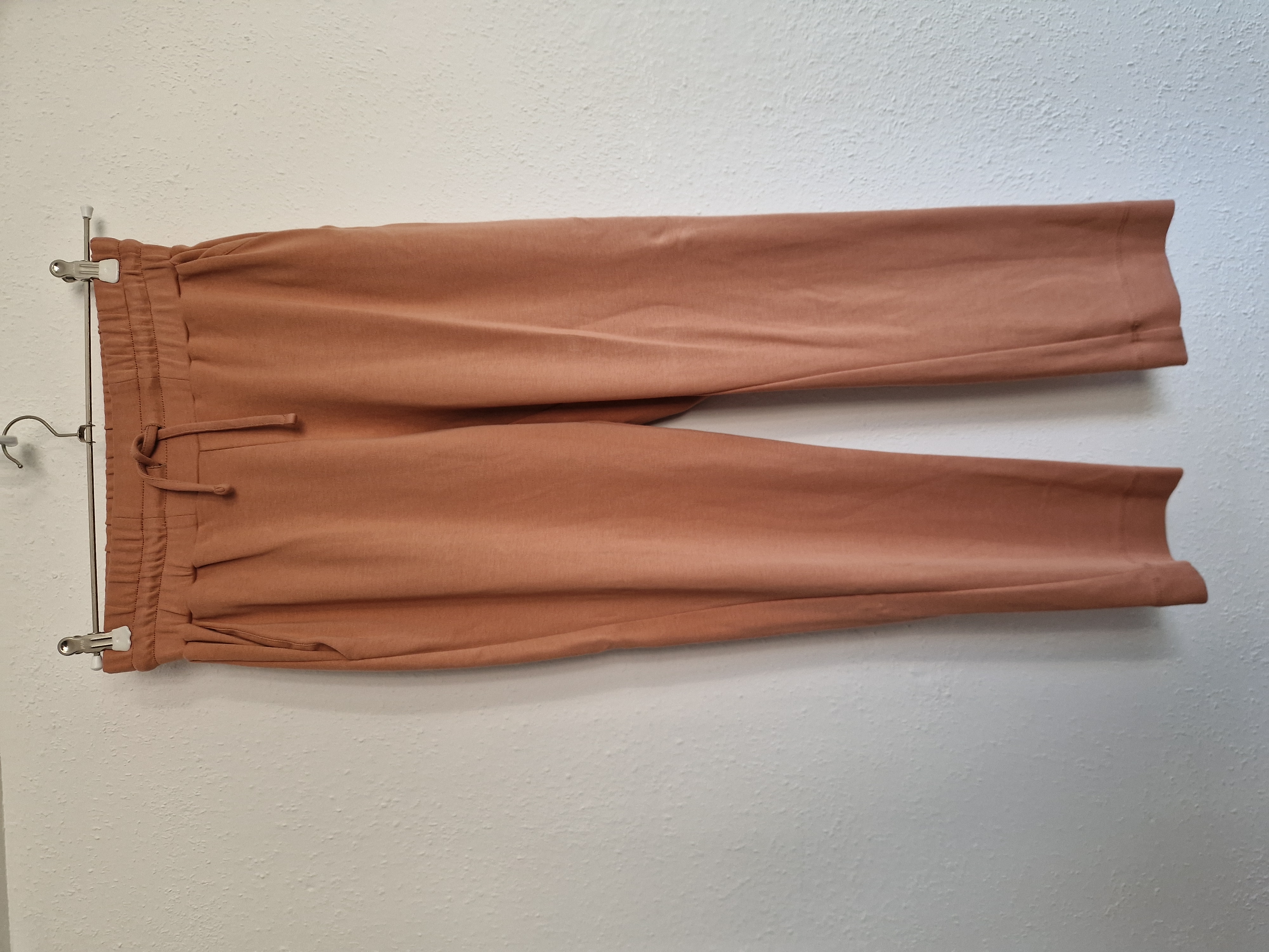 Riani jogging pantalon. Maat 36, Karamel.