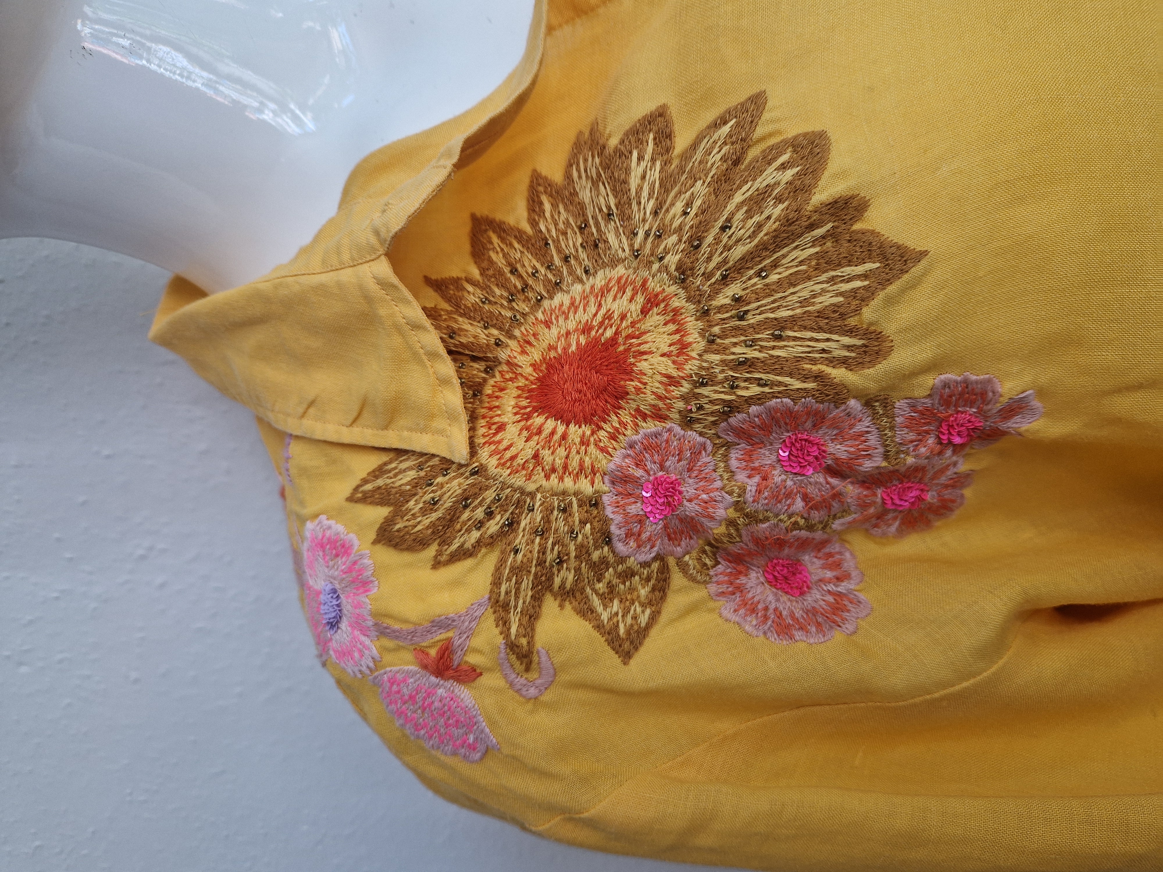 Oilily blouse Balla. Maat 44, Geel/borduursels.
