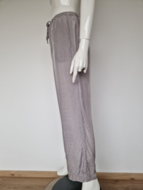 Trix en Rees pantalon Scorpio. Maat M. Lichtgrijs.