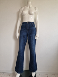 Expresso flared jeans. Maat 40, Donkerblauw.