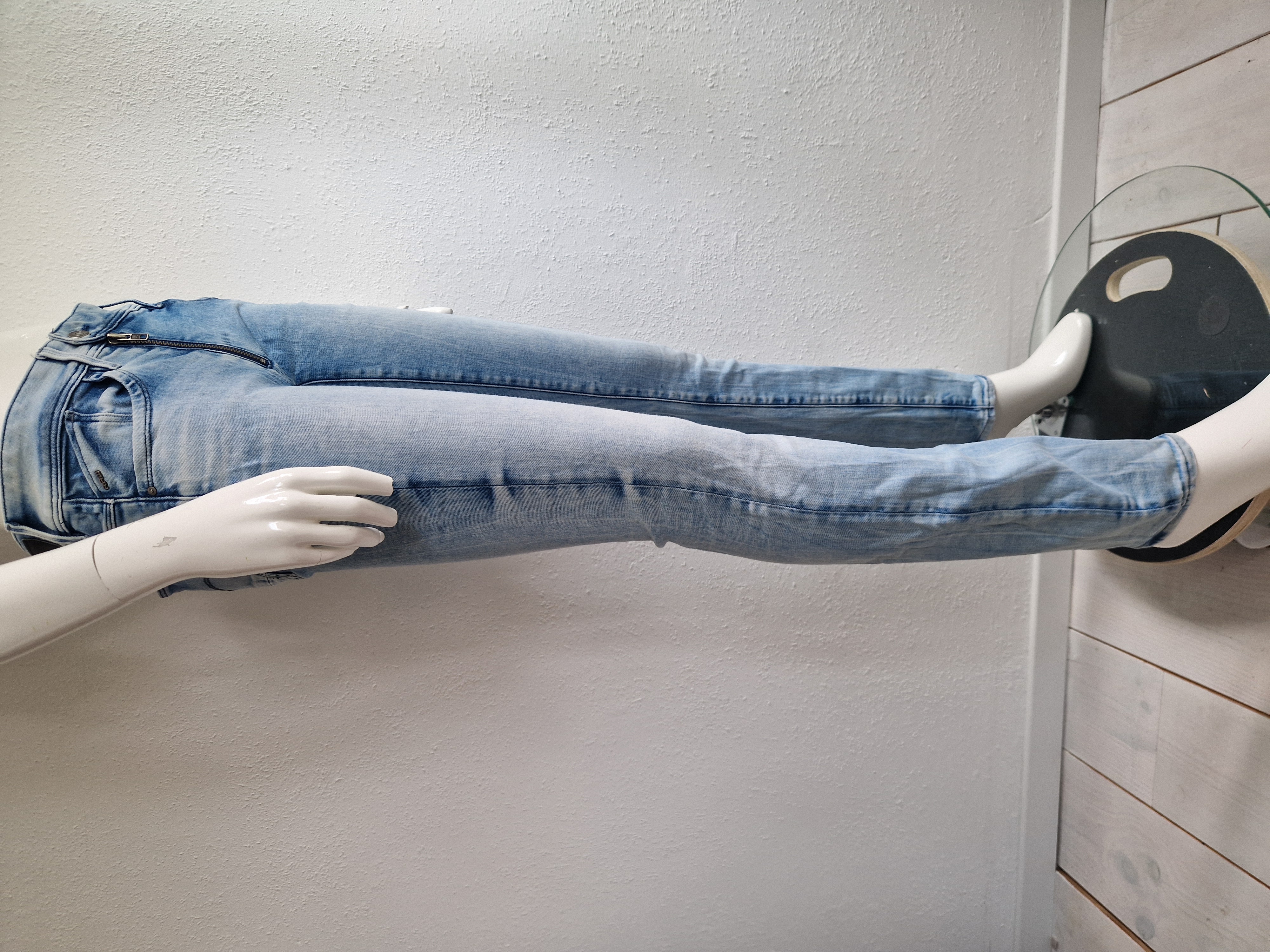 G-Star Raw Lynn Zip Mid skinny. Maat 30/34, Lichtblauw.