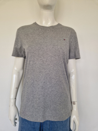 Tommy Hilfiger Essential T-shirt. Maat M. Grijs