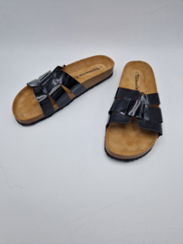 Tamaris slippers. Maat 40, Zwart