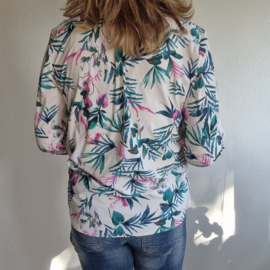 Studio Anneloes Bobby blouse. Maat L. bloemenprint.