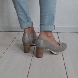 Gabor pumps. Maat 5,5, Lichtgrijs/zilver.