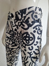 Cambio jeans Lemon. Maat 40, Wit/zwart/print.