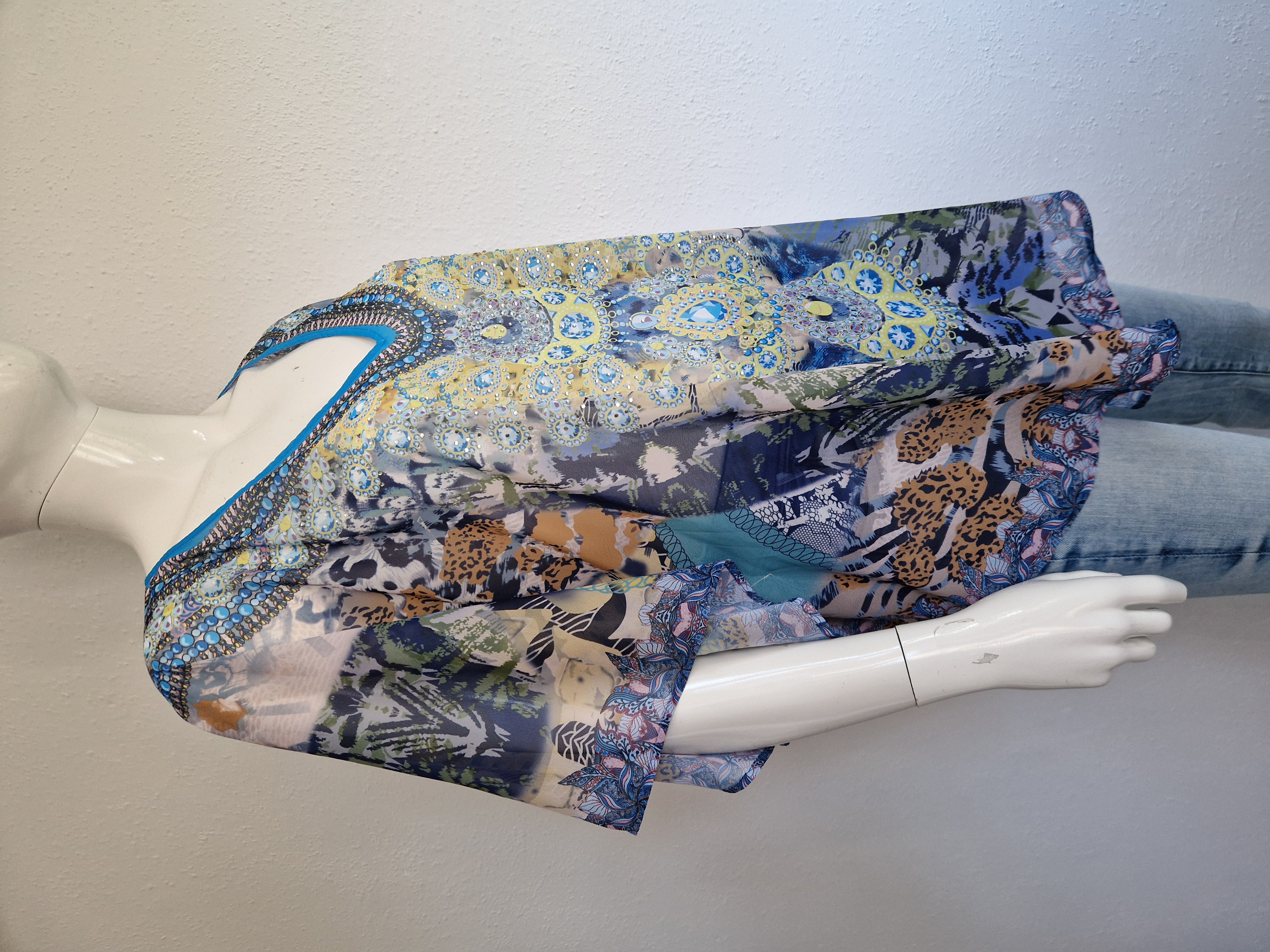 Kaftan. Maat AS. All over print.