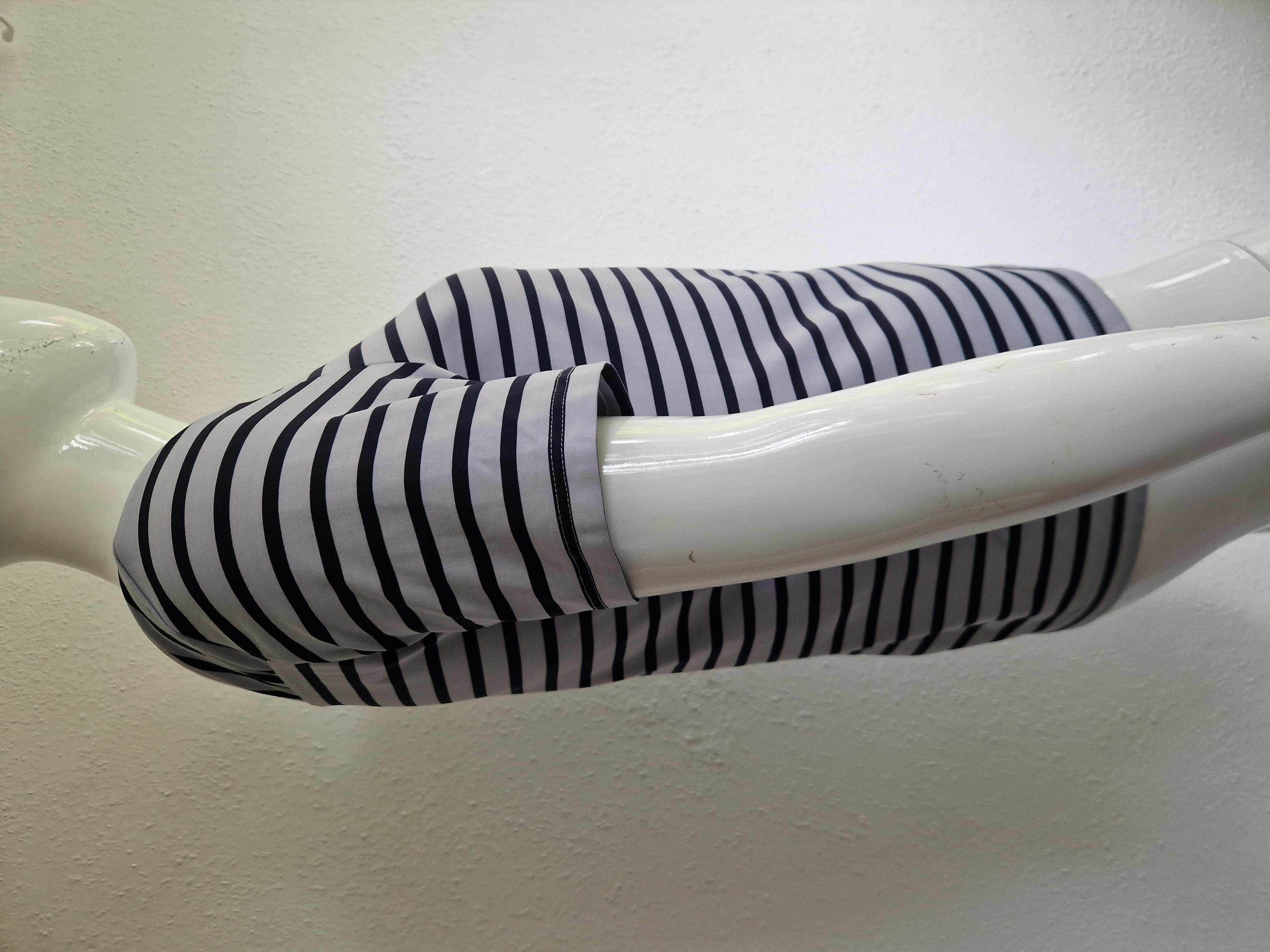 Saint James t-shirt Pleneuf Neige/navy. Maat 40/42
