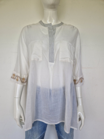 Ilse Jacobsen blouse. Mt. L. Wit.